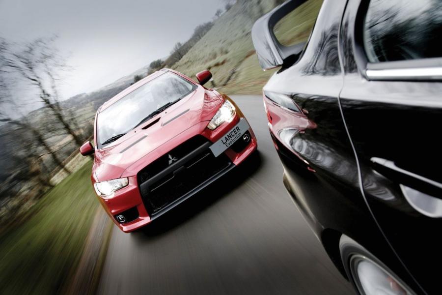  Mitsubishi Lancer Evolution X FQ-330 SST 2009 года  (фото 7 из 12)